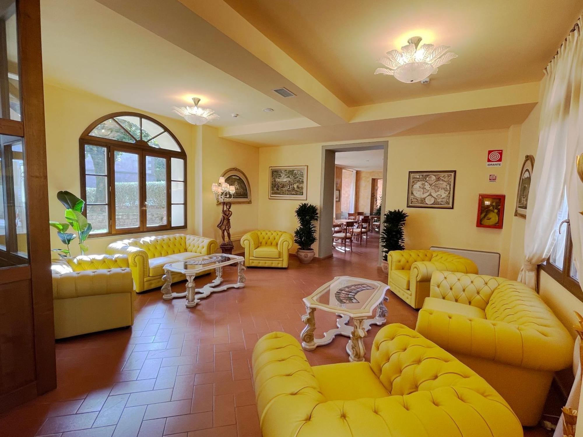 ולומברוזה Hotel Rifugio La Foresta מראה חיצוני תמונה