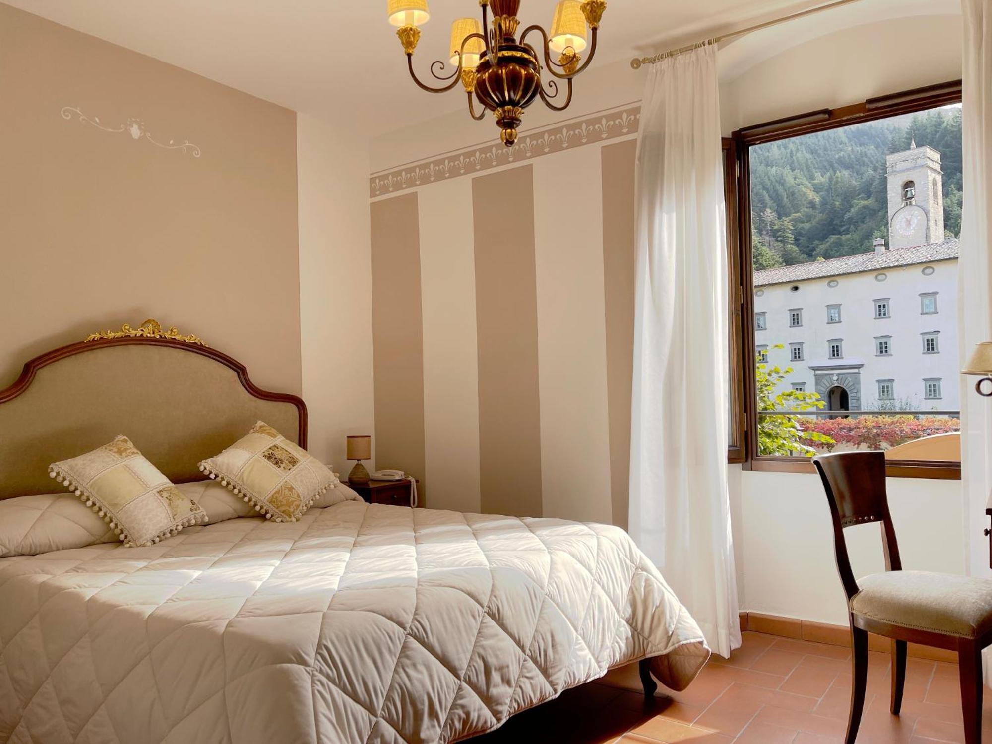 ולומברוזה Hotel Rifugio La Foresta מראה חיצוני תמונה