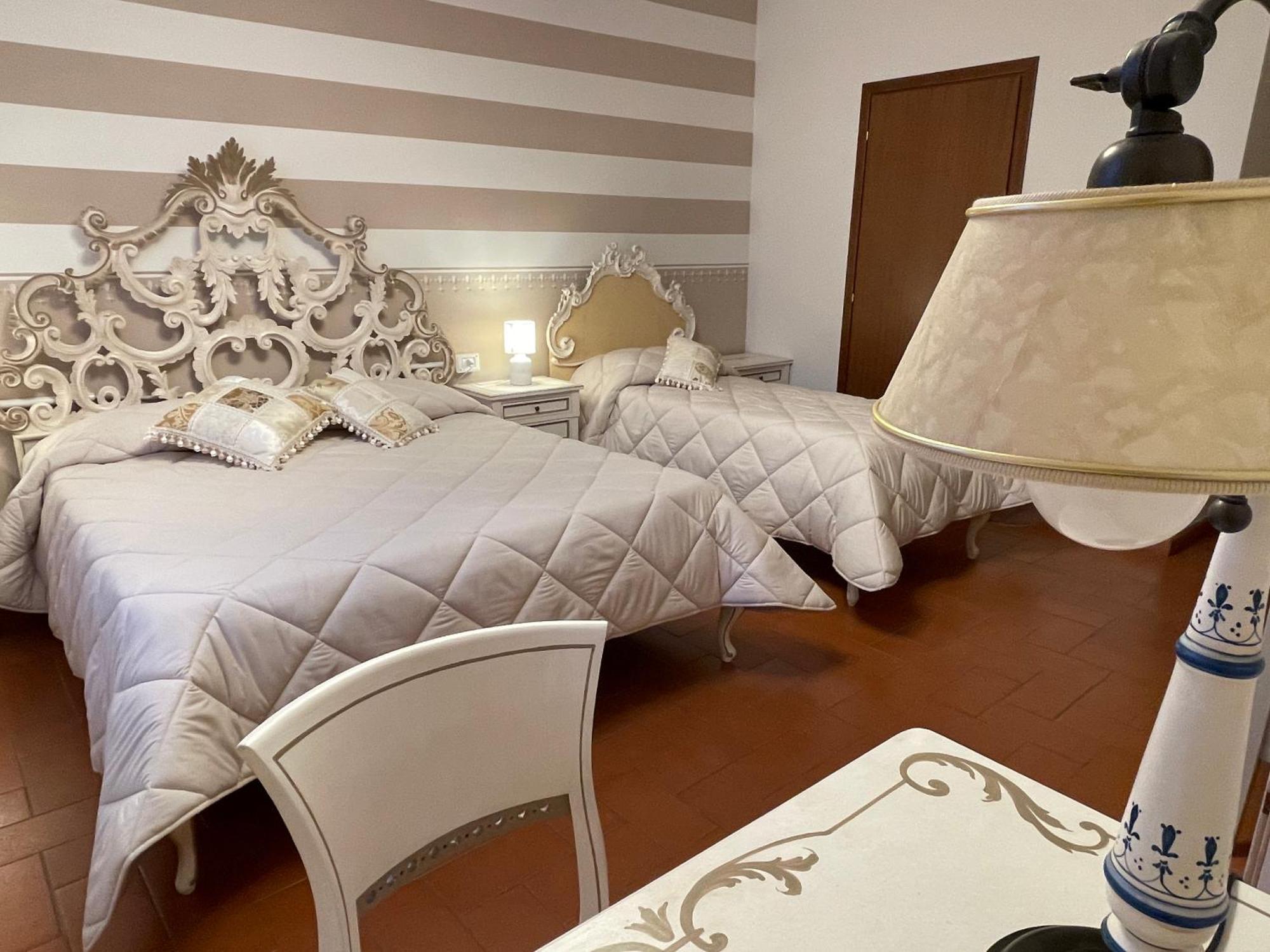 ולומברוזה Hotel Rifugio La Foresta מראה חיצוני תמונה