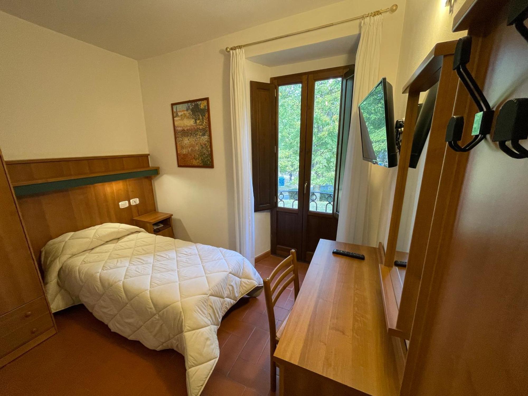 ולומברוזה Hotel Rifugio La Foresta מראה חיצוני תמונה