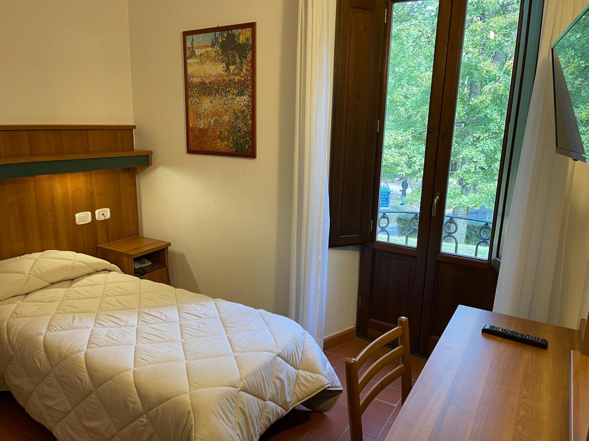 ולומברוזה Hotel Rifugio La Foresta מראה חיצוני תמונה
